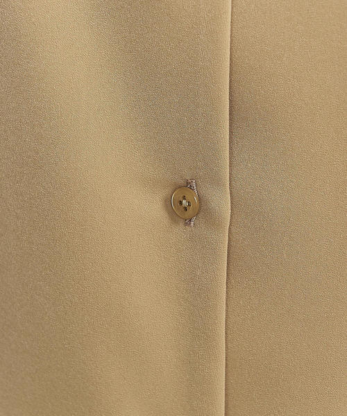 BEAUTY&YOUTH UNITED ARROWS（ビューティーアンドユースユナイテッドアローズ）の「BY パウダータッチサテンスキッパーボタンシャツ о（シャツ/ブラウス・レディース・ブラウン/ベージュ/オフホワイト/オレンジ系その他/その他1・FREE）」の7枚目の写真