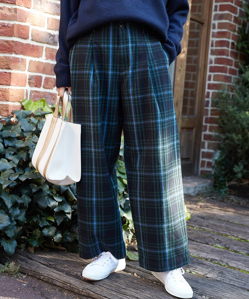 AMERICAN HOLIC（アメリカンホリック）の「・ツイル起毛ワイドパンツ（その他パンツ・レディース・ベージュ/ネイビー/キャメル/ドット/ベージュ系その他4/グリーン系その他5・M/L）」の3枚目の写真