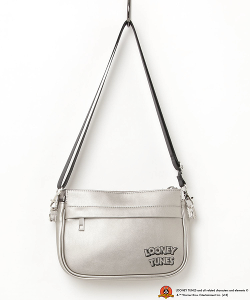 Cheek（チーク）の「Looney Tunes Tweetyサコッシュ（ショルダーバッグ・レディース・ブラック/シルバー/マスタード・MEDIUM）」の9枚目の写真