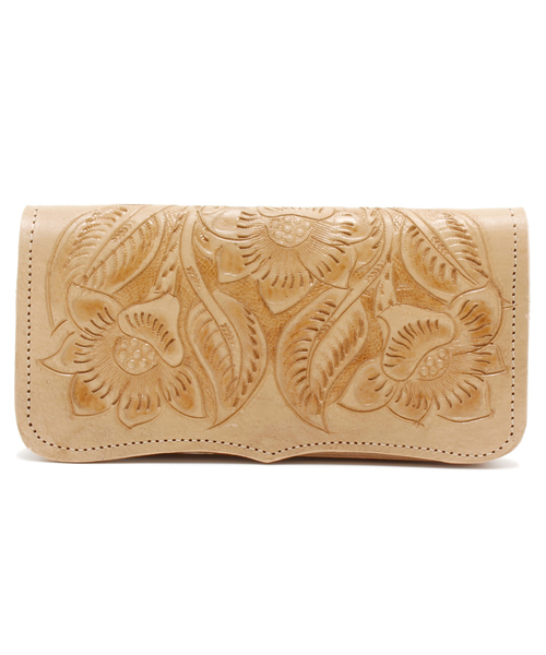 GRACE CONTINENTAL（グレースコンチネンタル）の「カービング