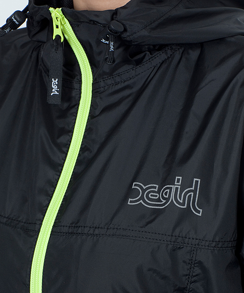 X-girl（エックスガール）の「LIGHT WEIGHT JUMPER（ナイロンジャケット・レディース・ブラック/レッド/ブルー・2/1）」の12枚目の写真