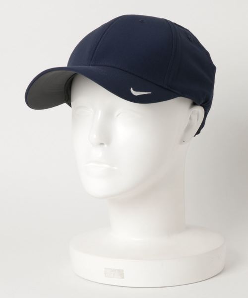 スポーティなコーデにも ハズし役にも キャップ ハットはナイキが調子良い Zozotown