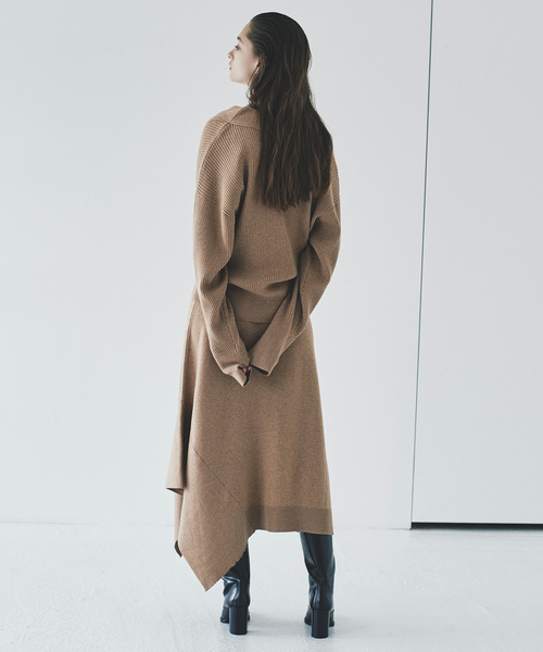 CASA FLINE(カーサフライン)の「カーディガンセットニットワンピース(ワンピース・レディース・ブラック/ベージュ・FREE)」の5枚目の写真