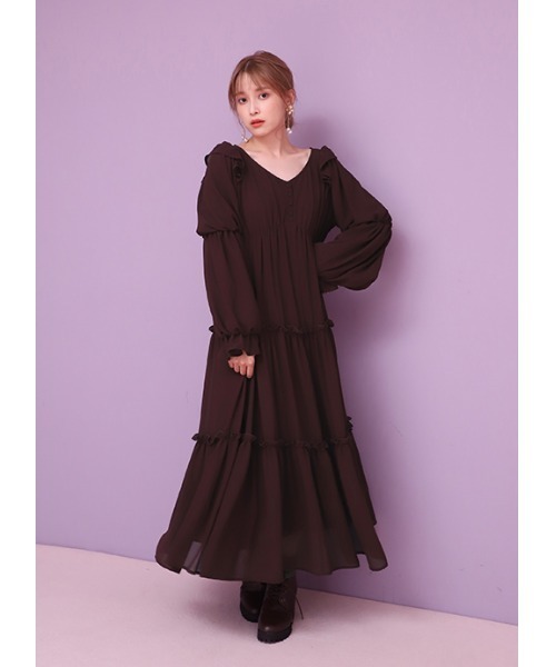 one after another NICE CLAUP（ワンアフターアナザーナイスクラップ）の「レディフリルロングワンピース（ワンピース・レディース・ベージュ/ブラウン/アイボリー・FREE）」の2枚目の写真