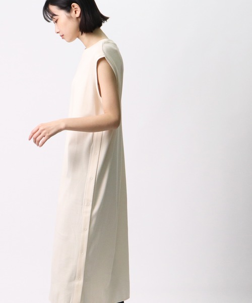 ALLUMER(アリュメール)の「∴【Allumer/アリュメール】サイドオープンワンピース Honeycomb Side Open Dress(ワンピース・レディース・アイボリー/ブラック/キャメル・FREE)」の1枚目の写真
