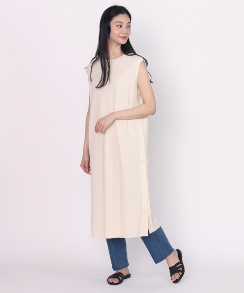 ALLUMER(アリュメール)の「∴【Allumer/アリュメール】サイドオープンワンピース Honeycomb Side Open Dress(ワンピース・レディース・アイボリー/ブラック/キャメル・FREE)」の13枚目の写真