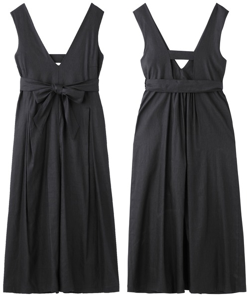 MILKFED.（ミルクフェド）の「V NECK ALL IN ONE（つなぎ/オールインワン・レディース・オレンジ/ブラック/ベージュ・ONE SIZE）」の2枚目の写真