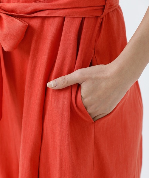 MILKFED.（ミルクフェド）の「V NECK ALL IN ONE（つなぎ/オールインワン・レディース・オレンジ/ブラック/ベージュ・ONE SIZE）」の6枚目の写真