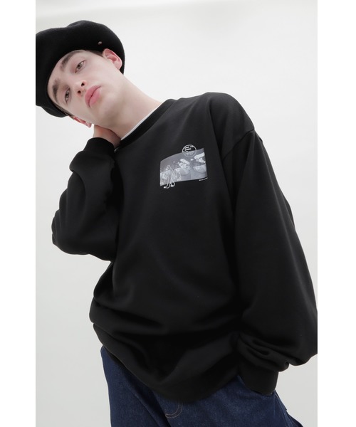 Mark Gonzales(マーク・ゴンザレス)の「Mark Gonzales/マークゴンザレス EMMA CLOTHES別注 背面プリント ビッグシルエット プルオーバースウェット(スウェット・メンズ・ホワイト系その他/ブラック系その他/ベージュ系その他/ブルー系その他/ホワイト系その他2/ブラック系その他2/ベージュ系その他2/ブルー系その他2・FREE)」の5枚目の写真