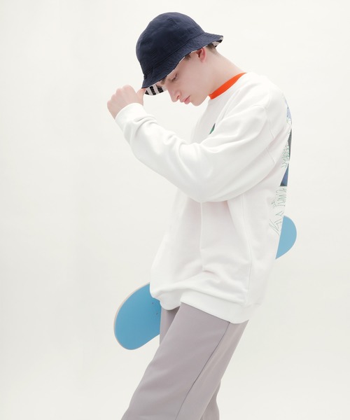 Mark Gonzales(マーク・ゴンザレス)の「Mark Gonzales/マークゴンザレス EMMA CLOTHES別注 背面プリント ビッグシルエット プルオーバースウェット(スウェット・メンズ・ホワイト系その他/ブラック系その他/ベージュ系その他/ブルー系その他/ホワイト系その他2/ブラック系その他2/ベージュ系その他2/ブルー系その他2・FREE)」の17枚目の写真