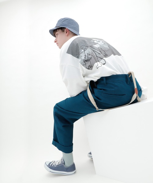 Mark Gonzales(マーク・ゴンザレス)の「Mark Gonzales/マークゴンザレス EMMA CLOTHES別注 背面プリント ビッグシルエット プルオーバースウェット(スウェット・メンズ・ホワイト系その他/ブラック系その他/ベージュ系その他/ブルー系その他/ホワイト系その他2/ブラック系その他2/ベージュ系その他2/ブルー系その他2・FREE)」の21枚目の写真