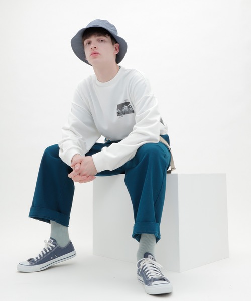 Mark Gonzales(マーク・ゴンザレス)の「Mark Gonzales/マークゴンザレス EMMA CLOTHES別注 背面プリント ビッグシルエット プルオーバースウェット(スウェット・メンズ・ホワイト系その他/ブラック系その他/ベージュ系その他/ブルー系その他/ホワイト系その他2/ブラック系その他2/ベージュ系その他2/ブルー系その他2・FREE)」の19枚目の写真