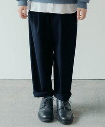 TRUNIKA�i�g���j�J�j�́uTAPERED TUCK PANTS�i�p���c�j�v