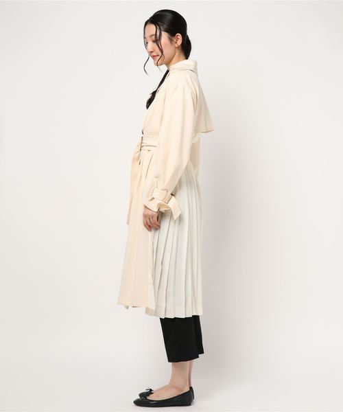 one way（ワンウェイ）の「バックプリーツトレンチ（トレンチコート・レディース・ホワイト/ベージュ/ライトピンク・M）」の5枚目の写真