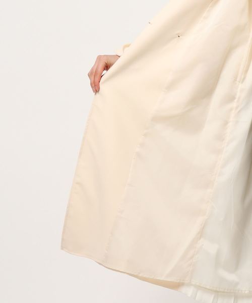 one way（ワンウェイ）の「バックプリーツトレンチ（トレンチコート・レディース・ホワイト/ベージュ/ライトピンク・M）」の4枚目の写真