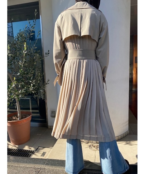 one way（ワンウェイ）の「バックプリーツトレンチ（トレンチコート・レディース・ホワイト/ベージュ/ライトピンク・M）」の12枚目の写真