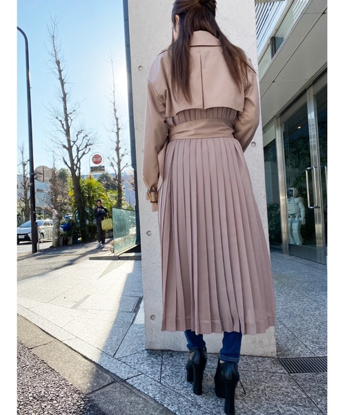 one way（ワンウェイ）の「バックプリーツトレンチ（トレンチコート・レディース・ホワイト/ベージュ/ライトピンク・M）」の17枚目の写真