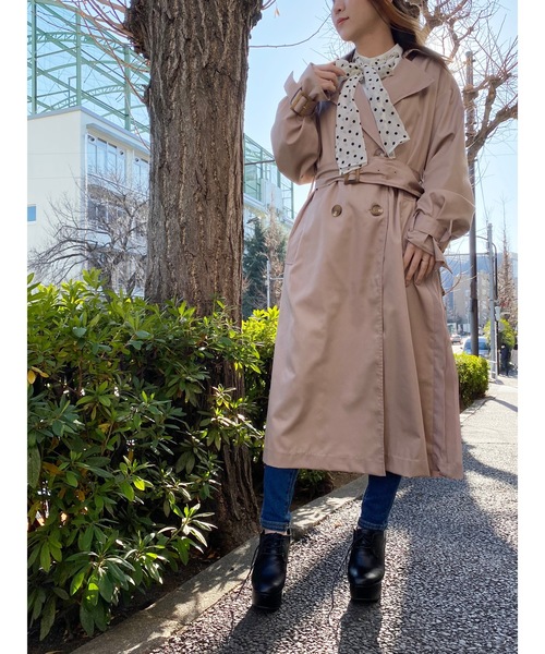 one way（ワンウェイ）の「バックプリーツトレンチ（トレンチコート・レディース・ホワイト/ベージュ/ライトピンク・M）」の20枚目の写真