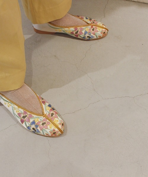 Casselini（キャセリーニ）の「Casselini（キャセリーニ）TAIWAN SHOES（バレエシューズ・レディース・アイボリー/グリーン/ブルー/イエロー/ホワイト/オフホワイト/ブラック/グレー/ネイビー/ピンク/レッド・M/L/S）」の3枚目の写真