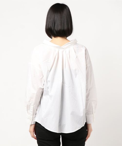 fifth（フィフス）の「2wayスリーブ抜き衿デザインシャツ（シャツ/ブラウス・レディース・ホワイト・MEDIUM）」の2枚目の写真