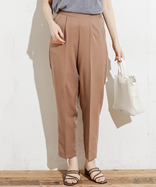 natural couture(ナチュラルクチュール)の「センターブレステーパードカラーパンツ(その他パンツ・レディース・ブラウン/イエロー/グリーン/グレイッシュベージュ・FREE)」の1枚目の写真