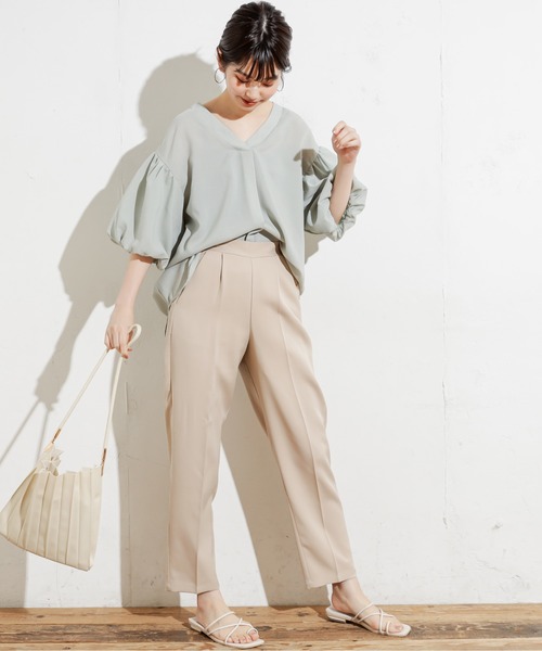natural couture(ナチュラルクチュール)の「センターブレステーパードカラーパンツ(その他パンツ・レディース・ブラウン/イエロー/グリーン/グレイッシュベージュ・FREE)」の2枚目の写真