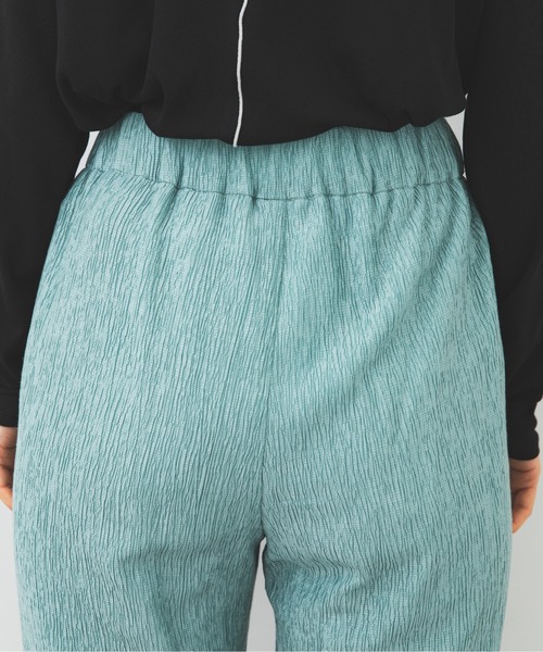 STUDIOUS(ステュディオス)の「【STUDIOUS】シアークリンプストレートパンツ(その他パンツ・レディース・ネイビー/グレー/グリーン・2/1)」の14枚目の写真