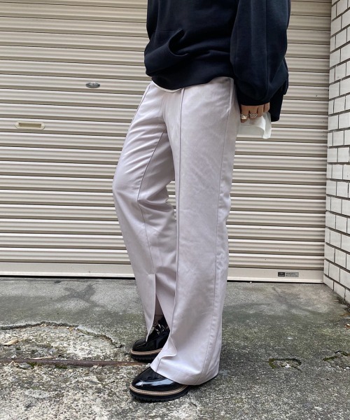 PAGEBOY（ページボーイ）の「サイドスリットフレアパンツ（その他パンツ・レディース・グレイッシュベージュ/レッド系その他5/ブラック・SMALL/MEDIUM）」の16枚目の写真