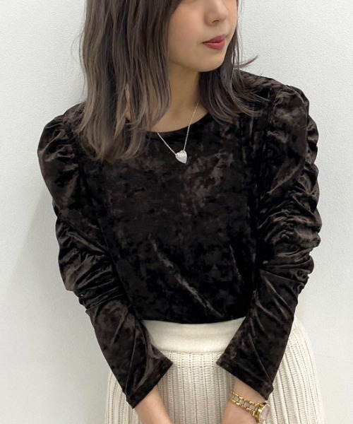 apres jour mignon(アプレジュールミニョン)の「ベロア袖コンシャストップス【ZOZOTOWN限定アイテム】(Tシャツ/カットソー・レディース・ブラック/ダークブラウン/パープル・X-LARGE/フリー)」の11枚目の写真