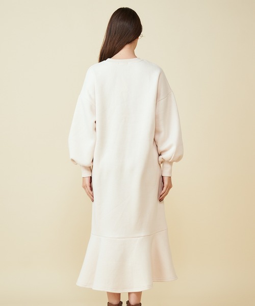 MIIA（ミーア）の「【ZOZO限定】裏起毛マーメイドロングワンピース（ワンピース・レディース・ライトグレー/ブラック/オフホワイト/ブラウン/オレンジ・FREE）」の11枚目の写真