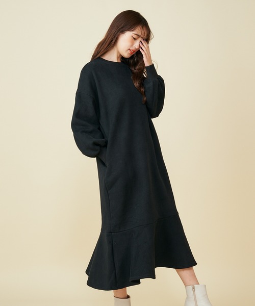 MIIA（ミーア）の「【ZOZO限定】裏起毛マーメイドロングワンピース（ワンピース・レディース・ライトグレー/ブラック/オフホワイト/ブラウン/オレンジ・FREE）」の8枚目の写真