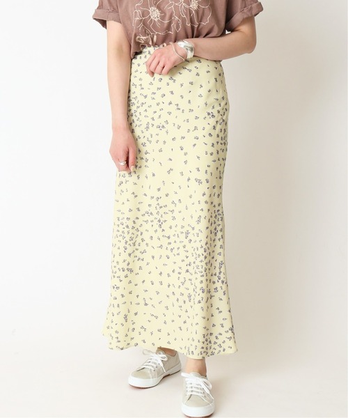 サテンフラワープリントスカート スカート U By Spick Span ユーバイスピックアンドスパン のファッション通販 Zozotown