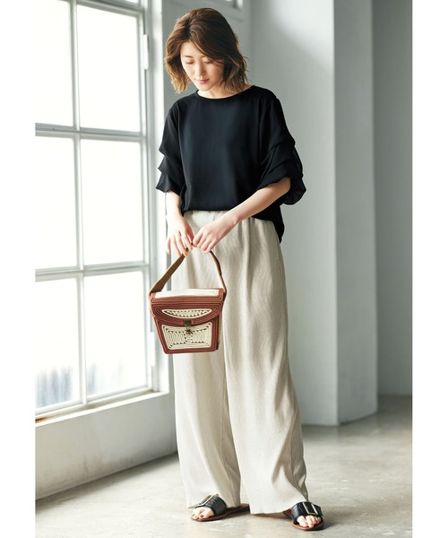 GeeRA（ジーラ）の「バックルデザインフラットサンダル（サンダル・レディース・パイソン/ブラック/ベージュ・LARGE/MEDIUM/SMALL/X-LARGE）」の8枚目の写真