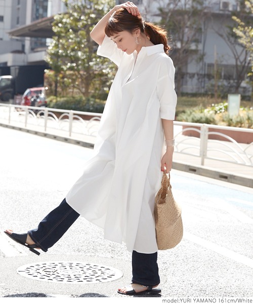 coca(coca)(コカ)の「ハリ感ダンプ オープンカラーワンピース(ワンピース・レディース・ホワイト/ブラック・ONE SIZE)」の13枚目の写真