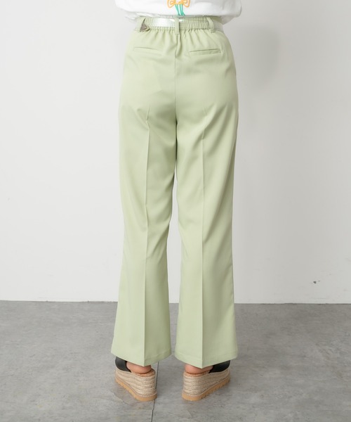 RASVOA(ラスボア)の「【WEB限定】センタープレスフレアスラックス(その他パンツ・レディース・ブラック/グリーン系その他/グレイッシュベージュ・FREE)」の11枚目の写真