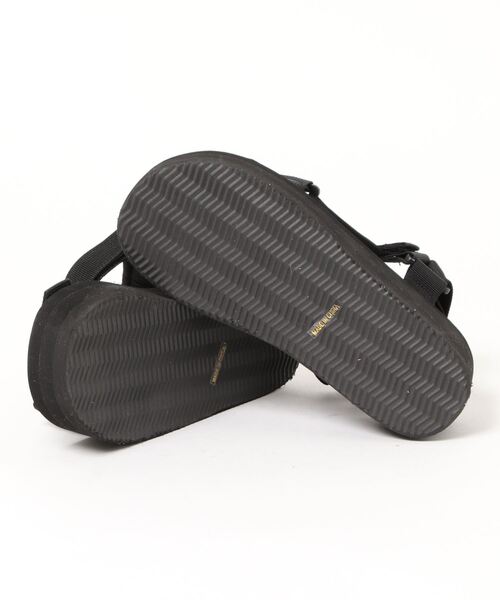 SPINNS(スピンズ)の「テープストラップ 厚底スポーツサンダル(サンダル・レディース・ブラック・L/M/S)」の3枚目の写真