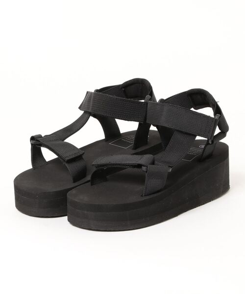 SPINNS(スピンズ)の「テープストラップ 厚底スポーツサンダル(サンダル・レディース・ブラック・L/M/S)」の11枚目の写真