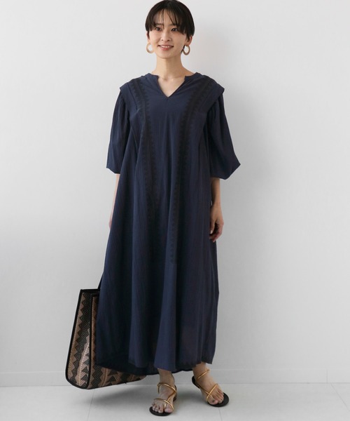 JOURNAL STANDARD relume（ジャーナルスタンダード　レリューム）の「タックスリーブエンブロイダリーワンピース◆（ワンピース・レディース・ホワイト/ネイビー・FREE）」の9枚目の写真