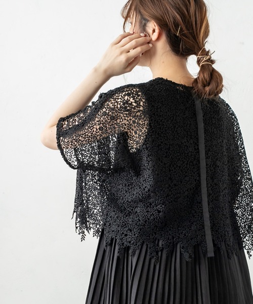 PUAL CE CIN(ピュアルセシン)の「ケミカル両耳レースブラウス(シャツ/ブラウス・レディース・アイボリー/ブラック・FREE)」の1枚目の写真