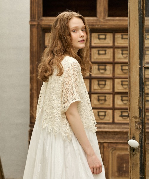 PUAL CE CIN(ピュアルセシン)の「ケミカル両耳レースブラウス(シャツ/ブラウス・レディース・アイボリー/ブラック・FREE)」の3枚目の写真