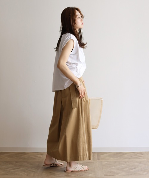 Lant Kalte（ラントカルテ）の「【Lant Kalte】アシメデザインカットソー（Tシャツ/カットソー・レディース・ホワイト/チャコールグレー/カーキ・MEDIUM）」の9枚目の写真