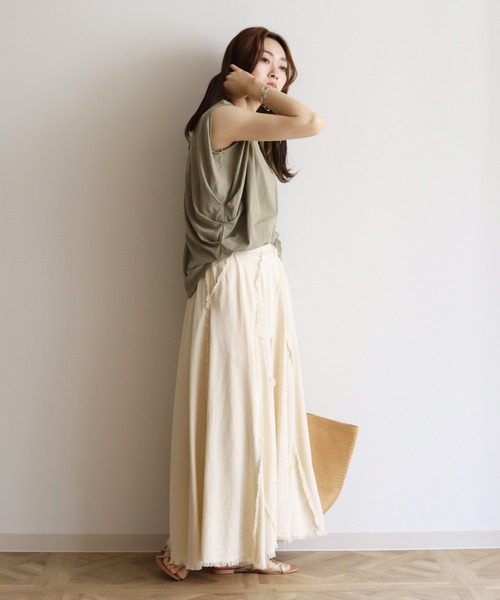 Lant Kalte（ラントカルテ）の「【Lant Kalte】アシメデザインカットソー（Tシャツ/カットソー・レディース・ホワイト/チャコールグレー/カーキ・MEDIUM）」の18枚目の写真