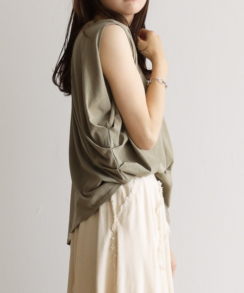 Lant Kalte（ラントカルテ）の「【Lant Kalte】アシメデザインカットソー（Tシャツ/カットソー・レディース・ホワイト/チャコールグレー/カーキ・MEDIUM）」の20枚目の写真