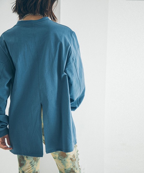 MATURED(マチュアード)の「【MATURED】Square shoulder tee(スクエアショルダーティー)(Tシャツ/カットソー・レディース・ホワイト/ブルー・FREE)」の3枚目の写真