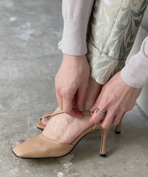 chuclla(チュクラ)の「【chuclla】【2021/SS】Asymmetry cutting-toe pumps chs143(パンプス・レディース・ブラック/ベージュ/ホワイト/オレンジ・40/37/38/36/39)」の20枚目の写真