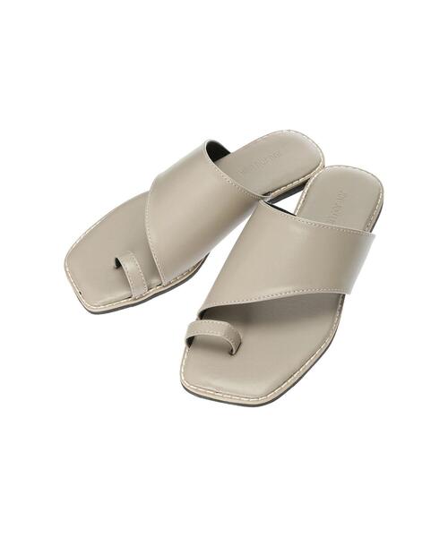 koe（コエ）の「スクエアトゥトングサンダル*（サンダル・レディース・ブラック/ベージュ・M/L）」の5枚目の写真