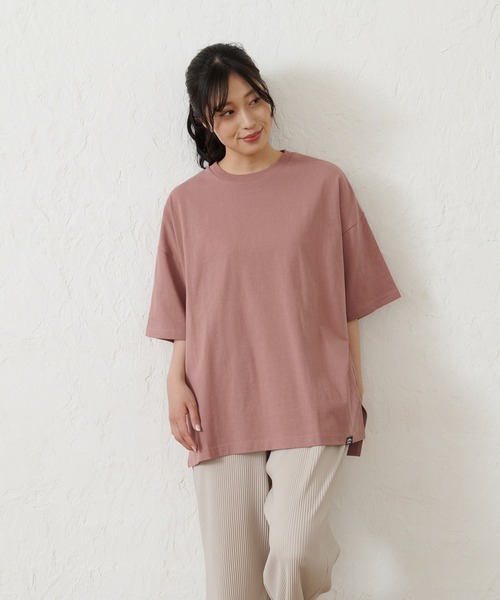 OUTDOOR PRODUCTS APPAREL(アウトドアプロダクツアパレル)の「USAコットン バックエンボスロゴBIGシルエットTシャツ(Tシャツ/カットソー・レディース・ホワイト/ブラック/ブルー系その他/ピンク系その他・FREE)」の16枚目の写真
