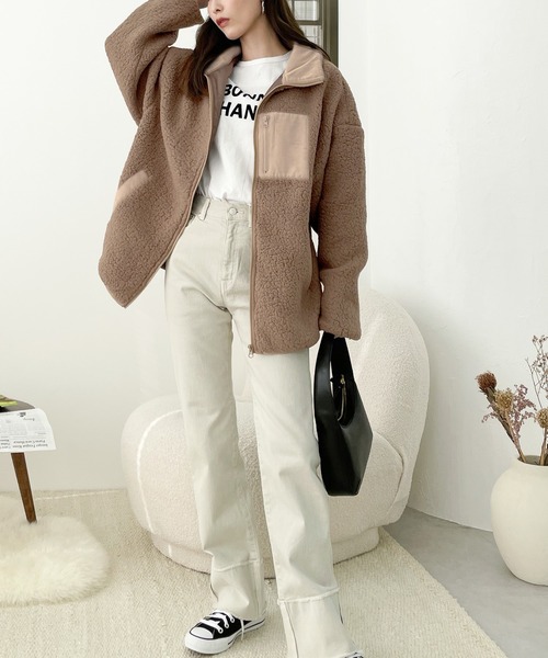 classicalelf(クラシカルエルフ)の「ゆるもこボアに癒され。ビッグシルエットボアブルゾン(ブルゾン・レディース・アイボリー/ブラック/ベージュ/モカ・X-LARGE/MEDIUM/LARGE/SMALL)」の8枚目の写真