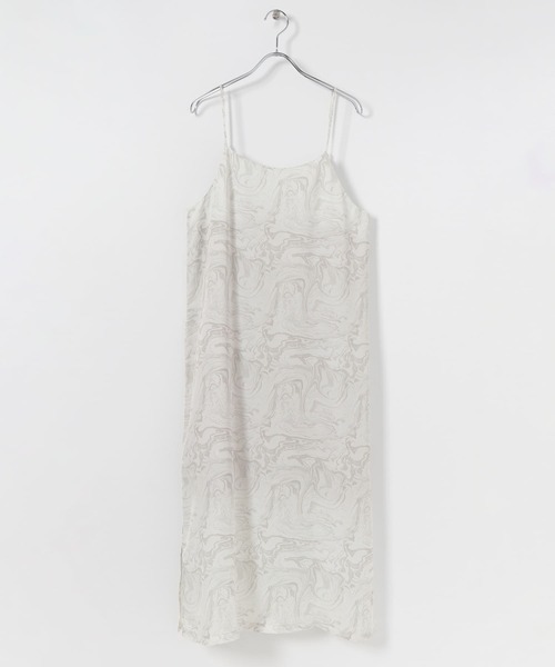 SENSE OF PLACE by URBAN RESEARCH(センスオブプレイスバイアーバンリサーチ)の「マーブルキャミワンピース(ワンピース・レディース・ホワイト系その他/ベージュ系その他・ONE)」の11枚目の写真