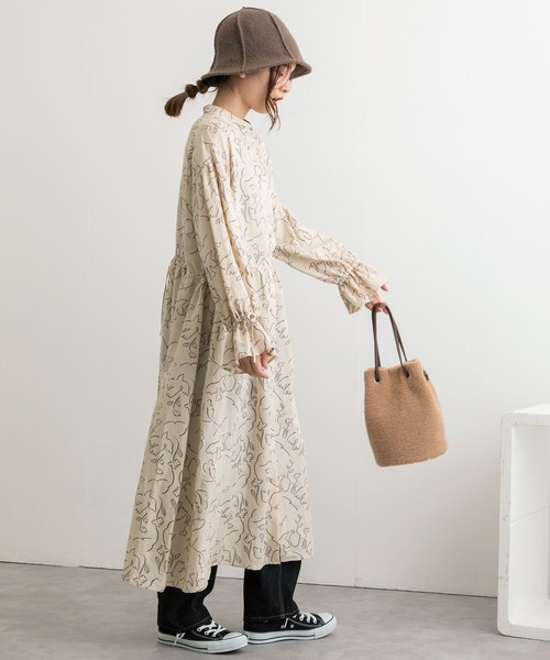 POU DOU DOU（プードゥドゥ）の「線画プリントワンピース（ワンピース・レディース・ダークグレー/キナリ・3）」の13枚目の写真